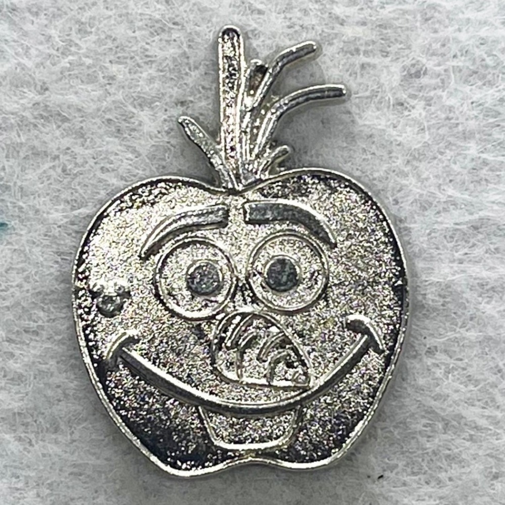 🔮‎ 5/$25 Disney Frozen Olaf Candy Apple Chaser Pin